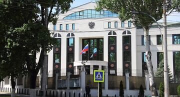 Молдова висилає 45 російських дипломатів
