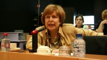 ФСБ Росії завербувала євродепутатку з Латвії – розслідування