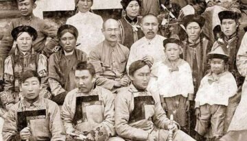25 апреля 1917 года был создан Бурнацком — высший исполнительный и распорядительный орган государственной власти бурят-монголов