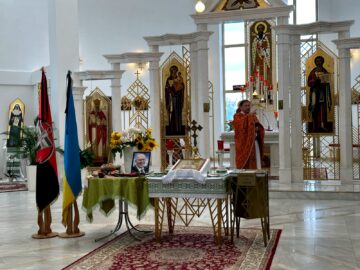Киев: церемония прощания со Стефаном Романивым