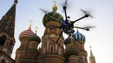 Украина должна принять участие в параде в Москве 9 мая