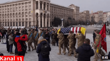Похорон ветерана Корпусу морської піхоти США в Києві, який загинув, захищаючи Україну
