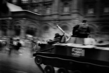 Раптова активізація Росії на темі перемовин відверто не про миролюбність. Це про гроші