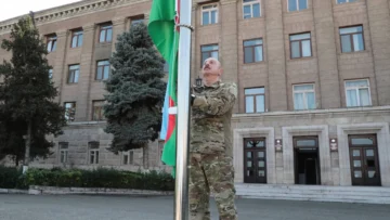 Баку требует в ТАСС извинений за употребление большевистского названия города в Нагорном Карабахе: иначе будет «Итиль», а не «Волга»
