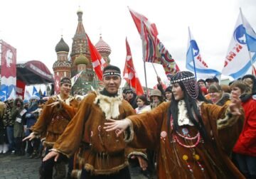 190 народов на сцене — никакой политической субъектности: как Кремль превращает народы в декорацию империи